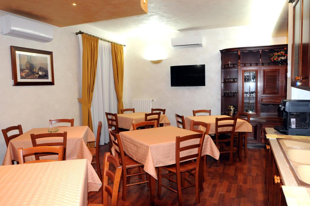B&B Diamante Nissoria Kültér fotó