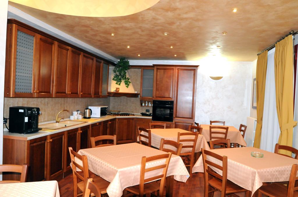 B&B Diamante Nissoria Kültér fotó
