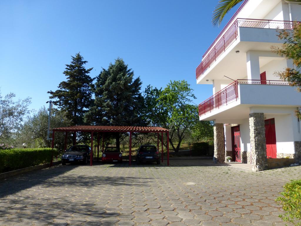B&B Diamante Nissoria Kültér fotó