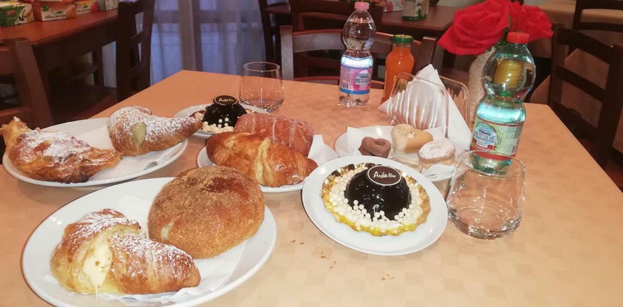 B&B Diamante Nissoria Kültér fotó